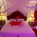 Romantique Avec Jaccuzy A La Gare De * Montpellier