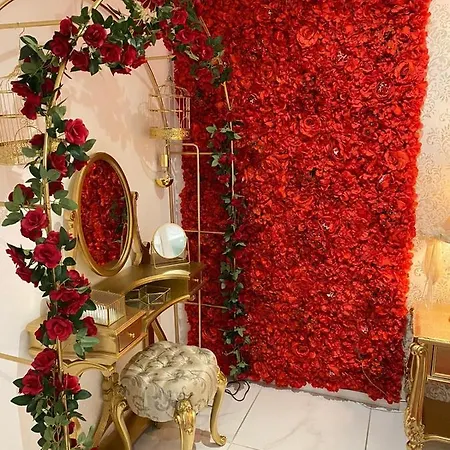 Romantique Avec Jaccuzy A La Gare De * Μονπελιέ