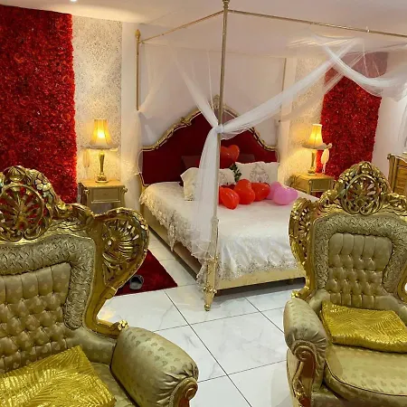 Διαμέρισμα Romantique Avec Jaccuzy A La Gare De *